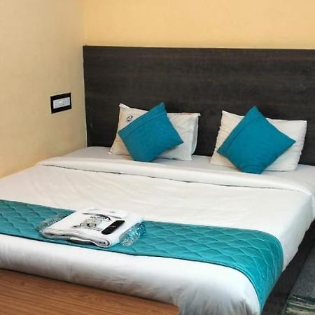 Dolphin Resort Yelagiri Extérieur photo