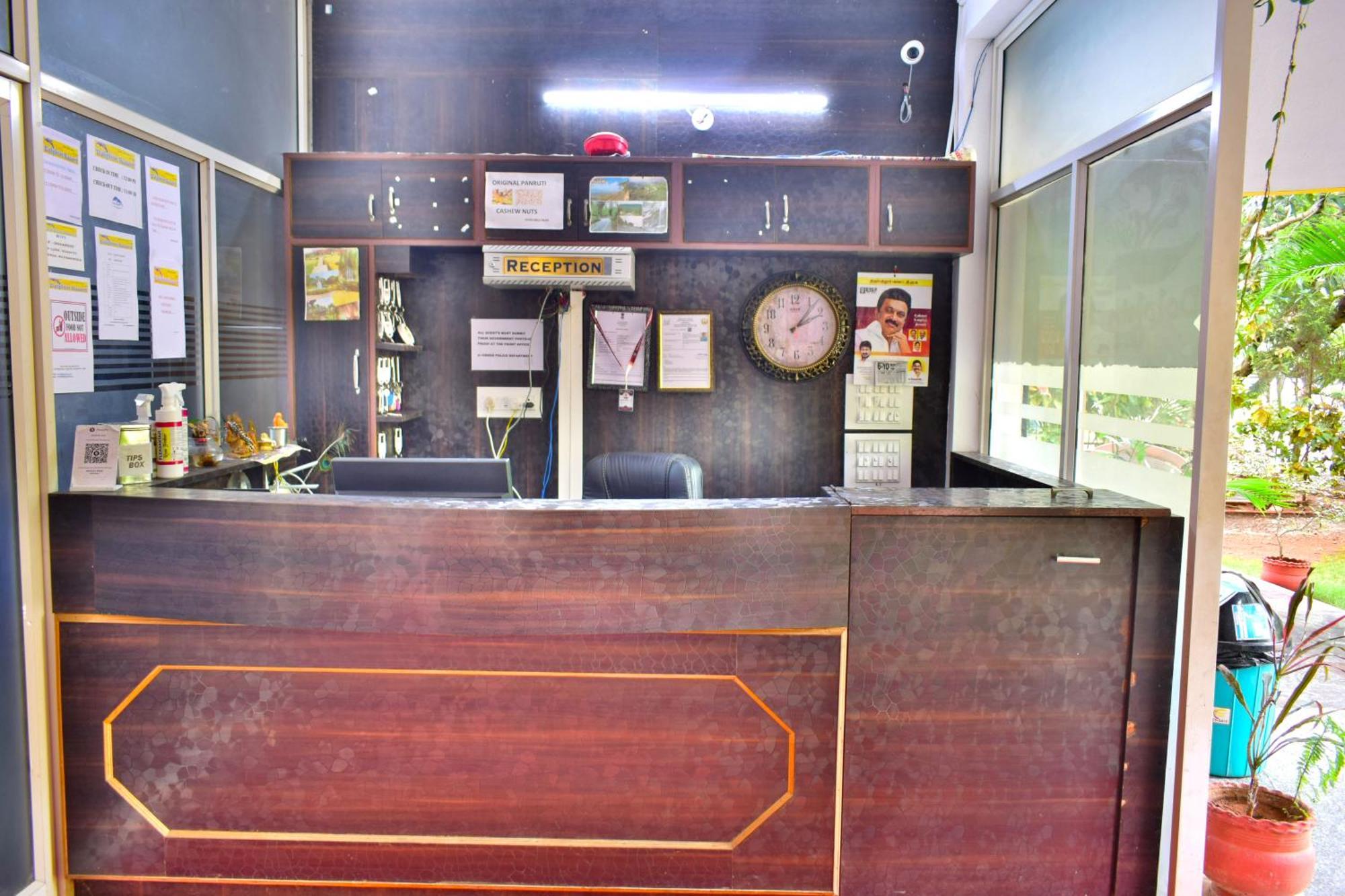 Dolphin Resort Yelagiri Extérieur photo