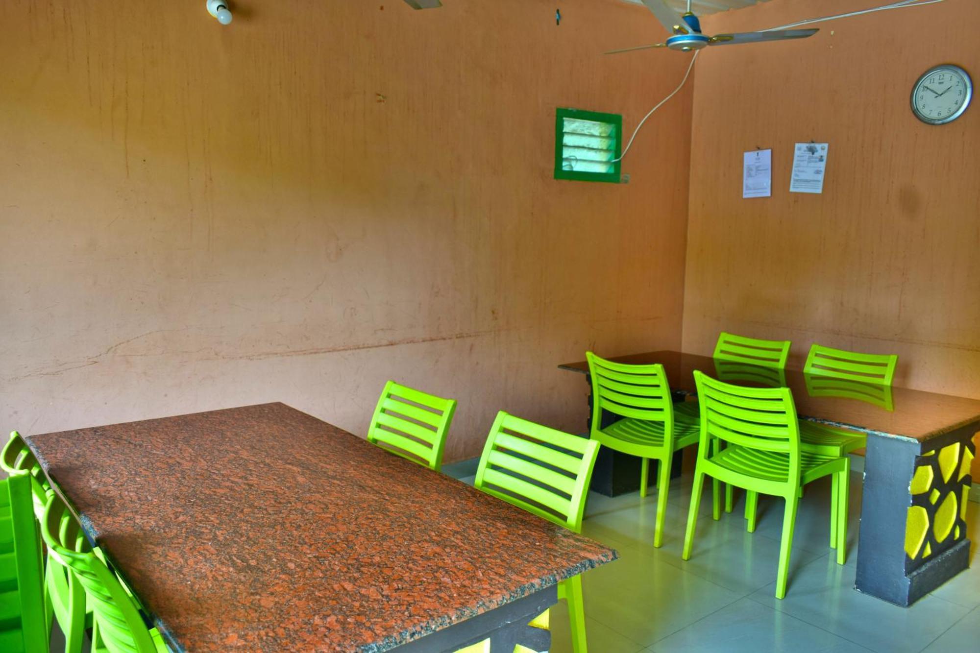 Dolphin Resort Yelagiri Extérieur photo
