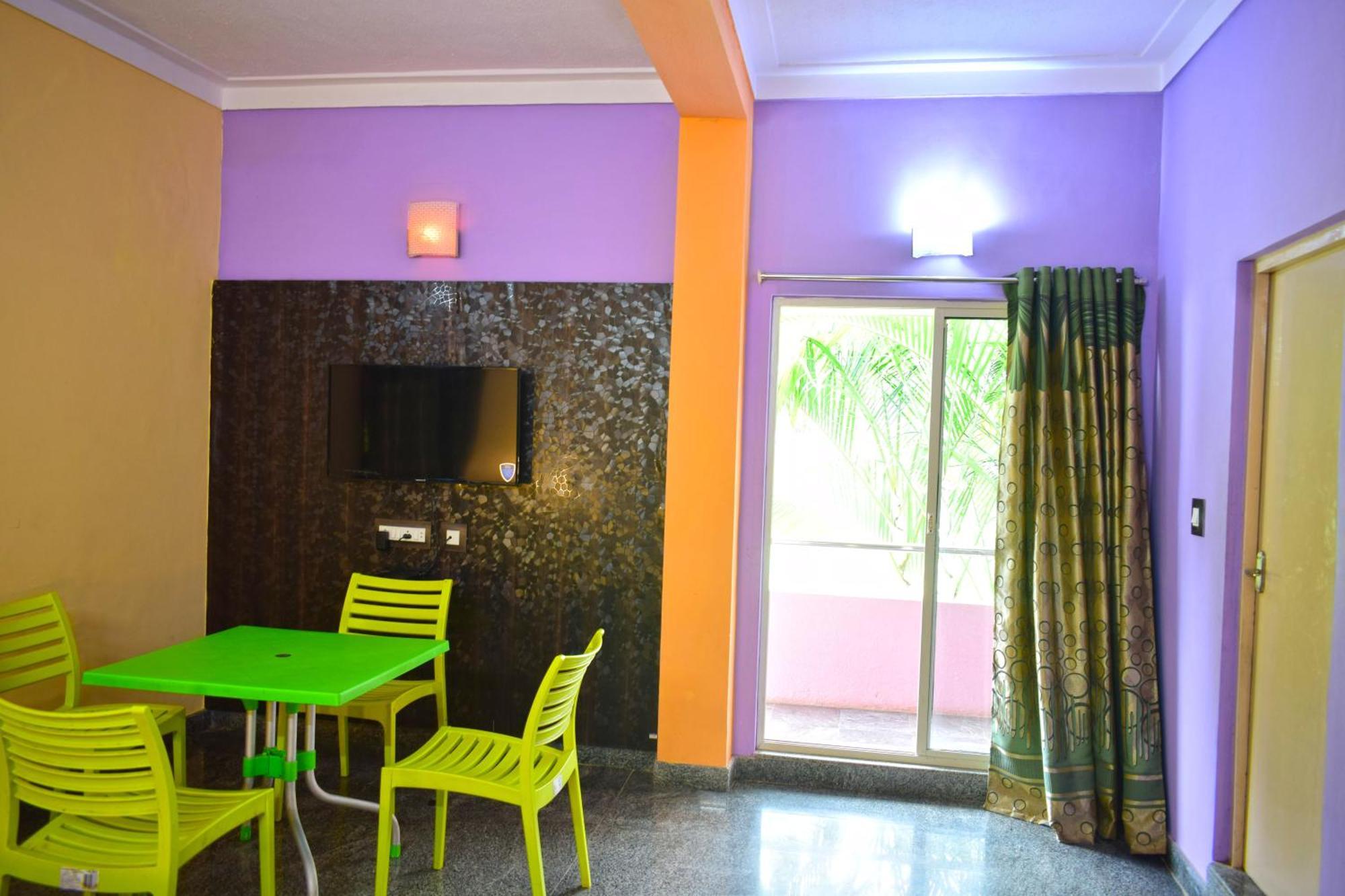 Dolphin Resort Yelagiri Extérieur photo