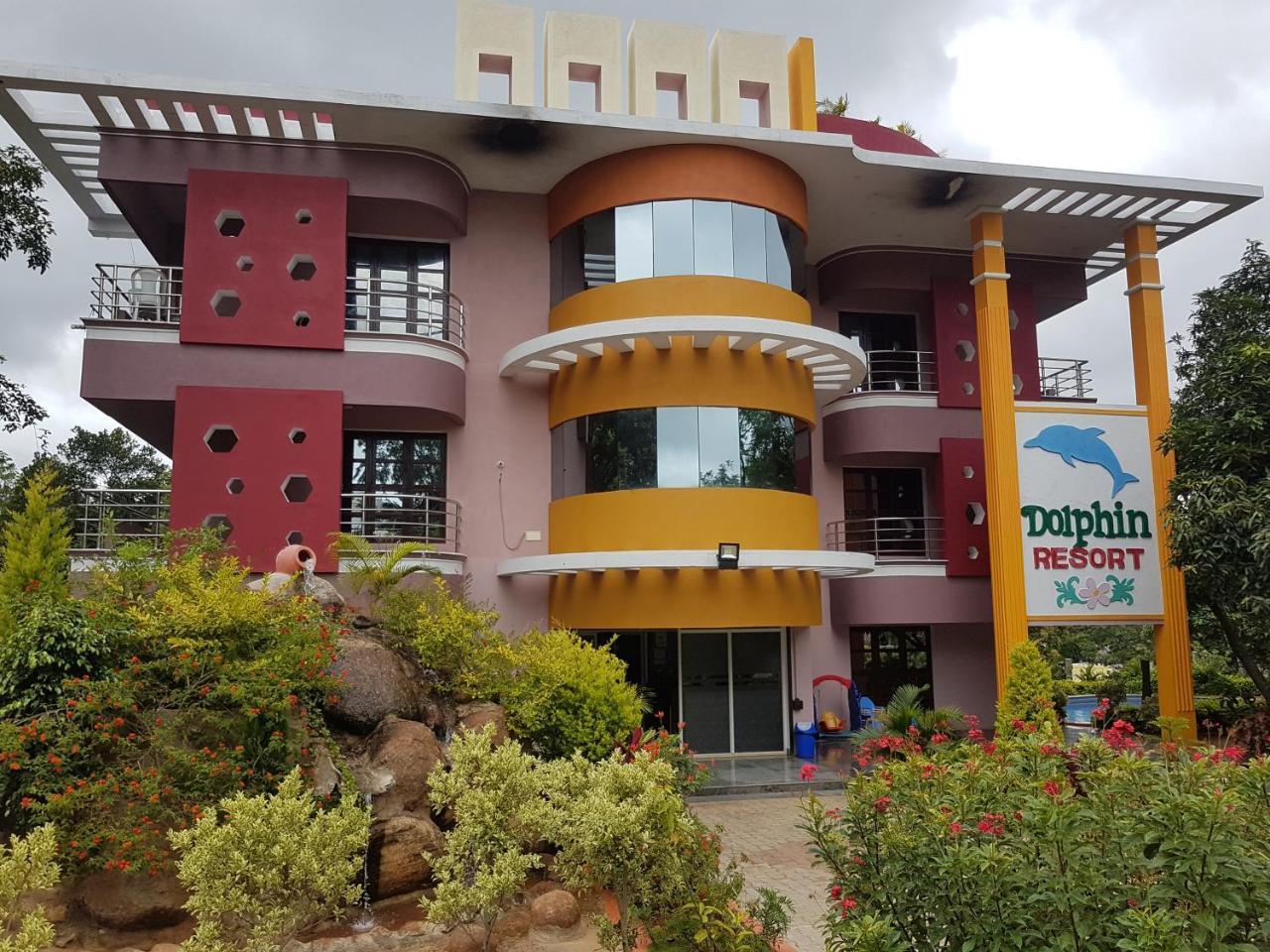 Dolphin Resort Yelagiri Extérieur photo