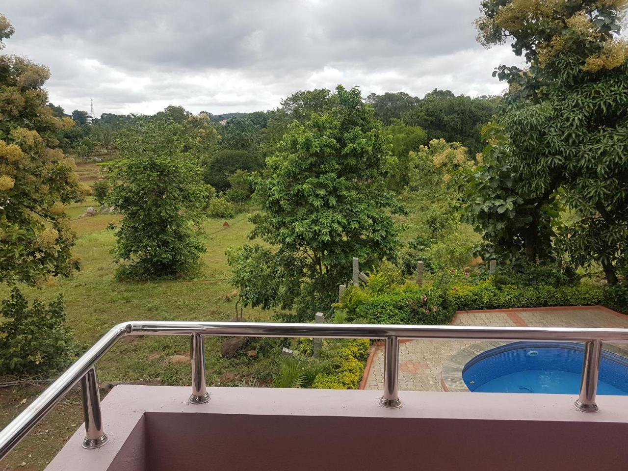 Dolphin Resort Yelagiri Extérieur photo